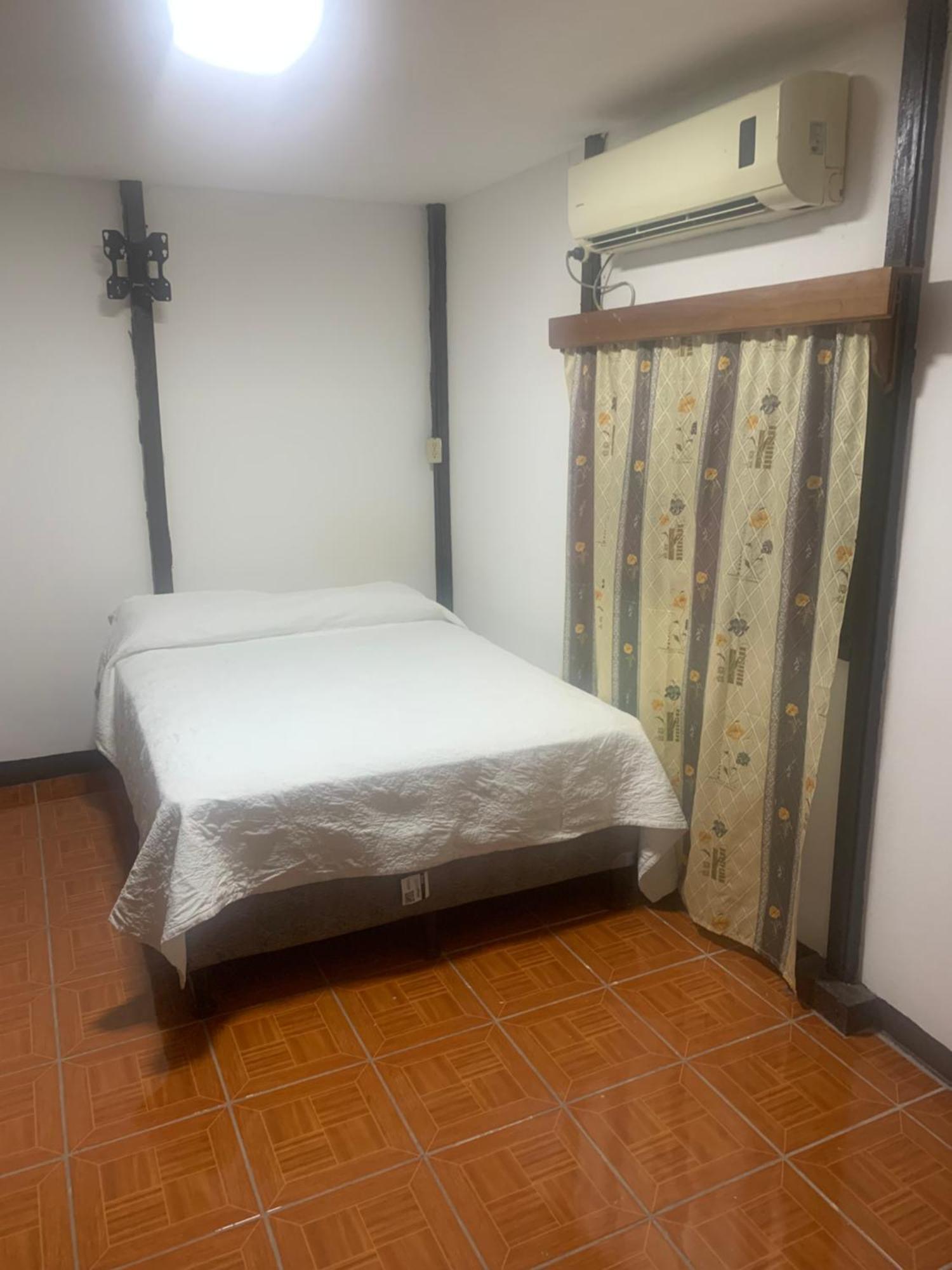 Managua Hotel Oasis Екстер'єр фото
