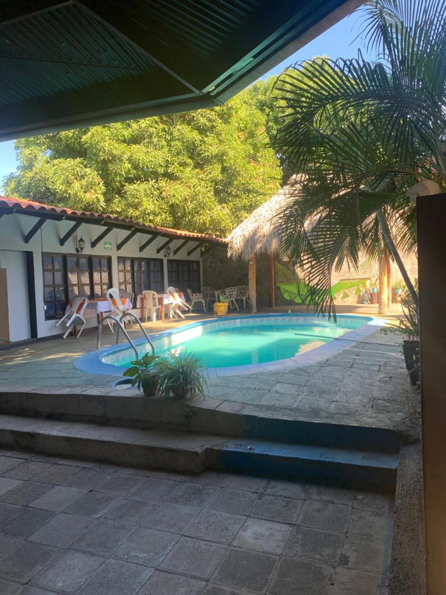 Managua Hotel Oasis Екстер'єр фото
