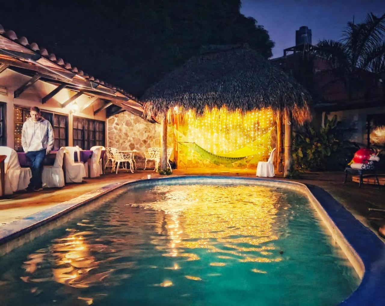 Managua Hotel Oasis Екстер'єр фото