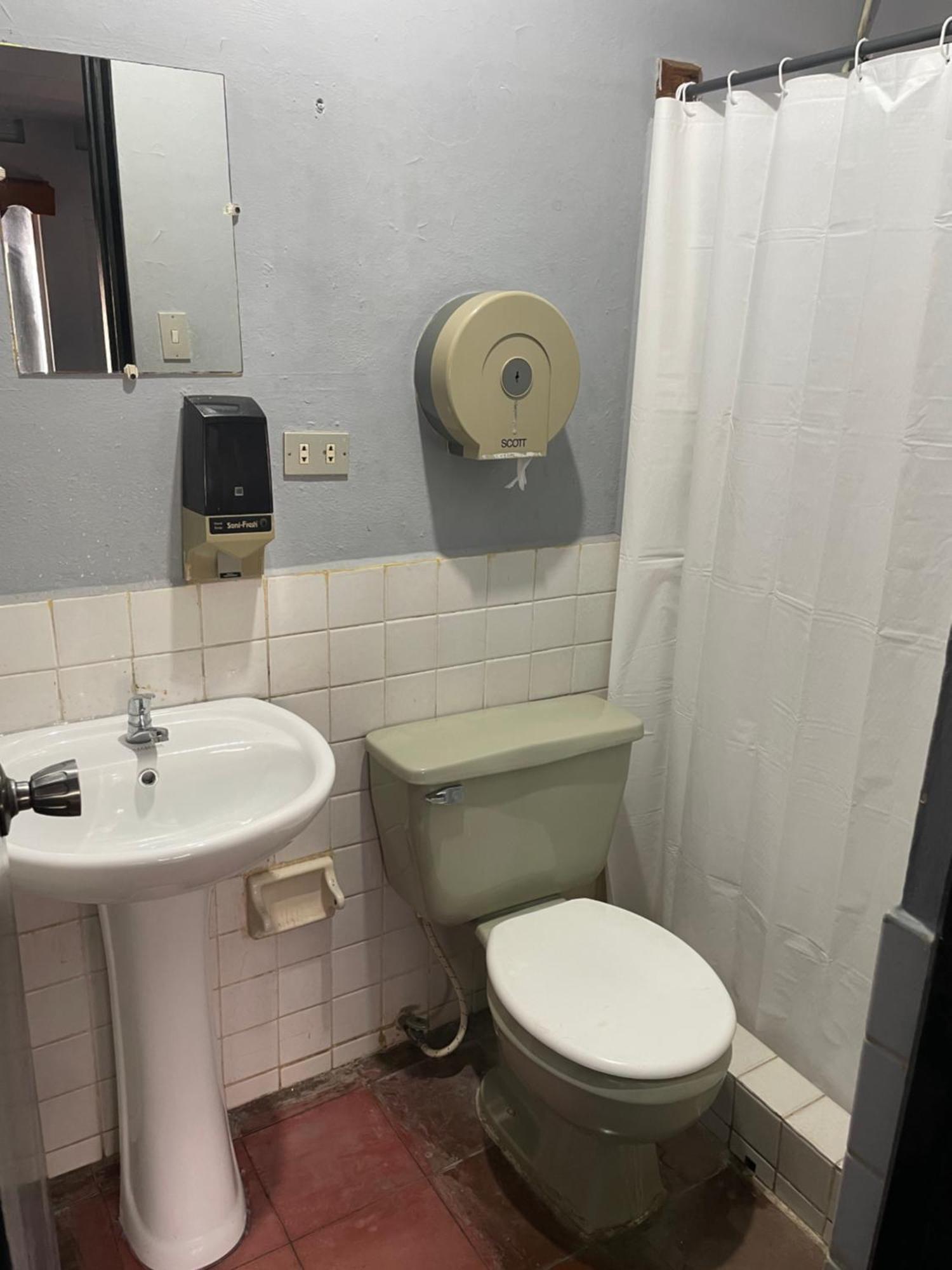 Managua Hotel Oasis Екстер'єр фото